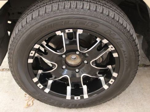 Used 2010 Toyota Sequoia Limited image 26