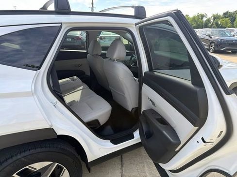 Used 2026 Hyundai Tucson SEL FWD image 22
