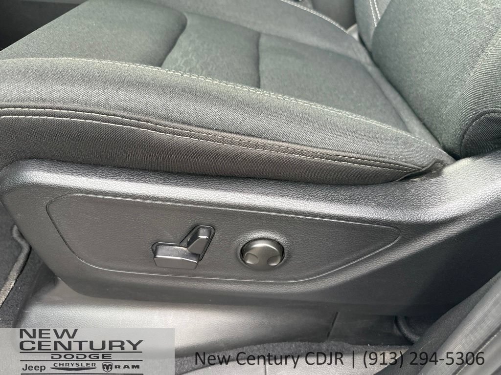 Used 2026 RAM 1500 Big Horn AWD/4WD image 7