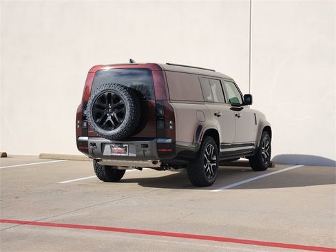 New 2026 Land Rover Defender 130 Outbound image 4