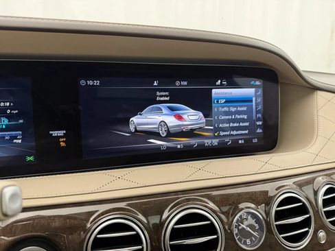 Used 2019 Mercedes-Benz S 560 4MATIC Sedan image 34