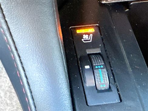 Used 2023 Lexus GX 460 Premium image 21