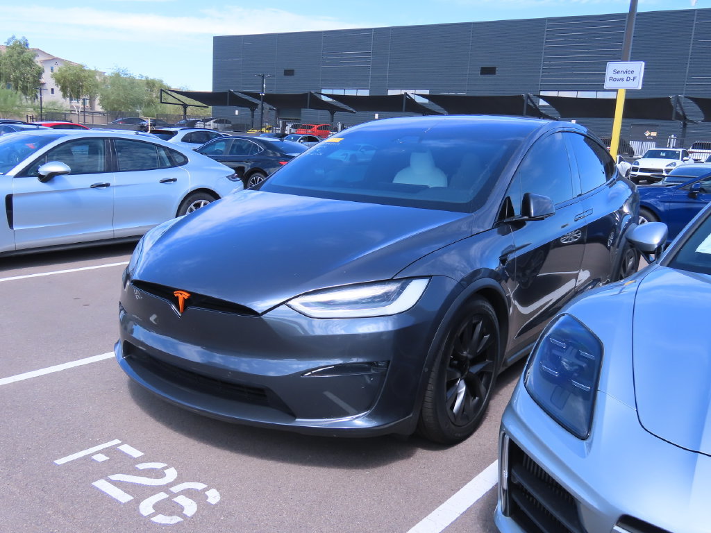 Used 2022 Tesla Model X AWD/4WD image 2
