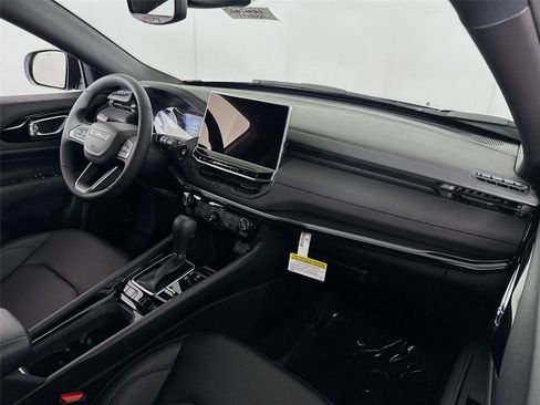 New 2026 Jeep Compass Limited AWD/4WD image 21