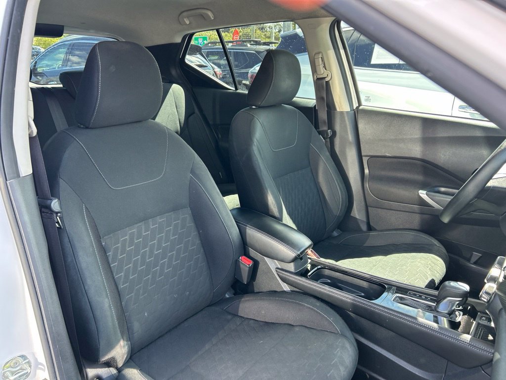 Certified 2024 Nissan Kicks SV FWD image 38
