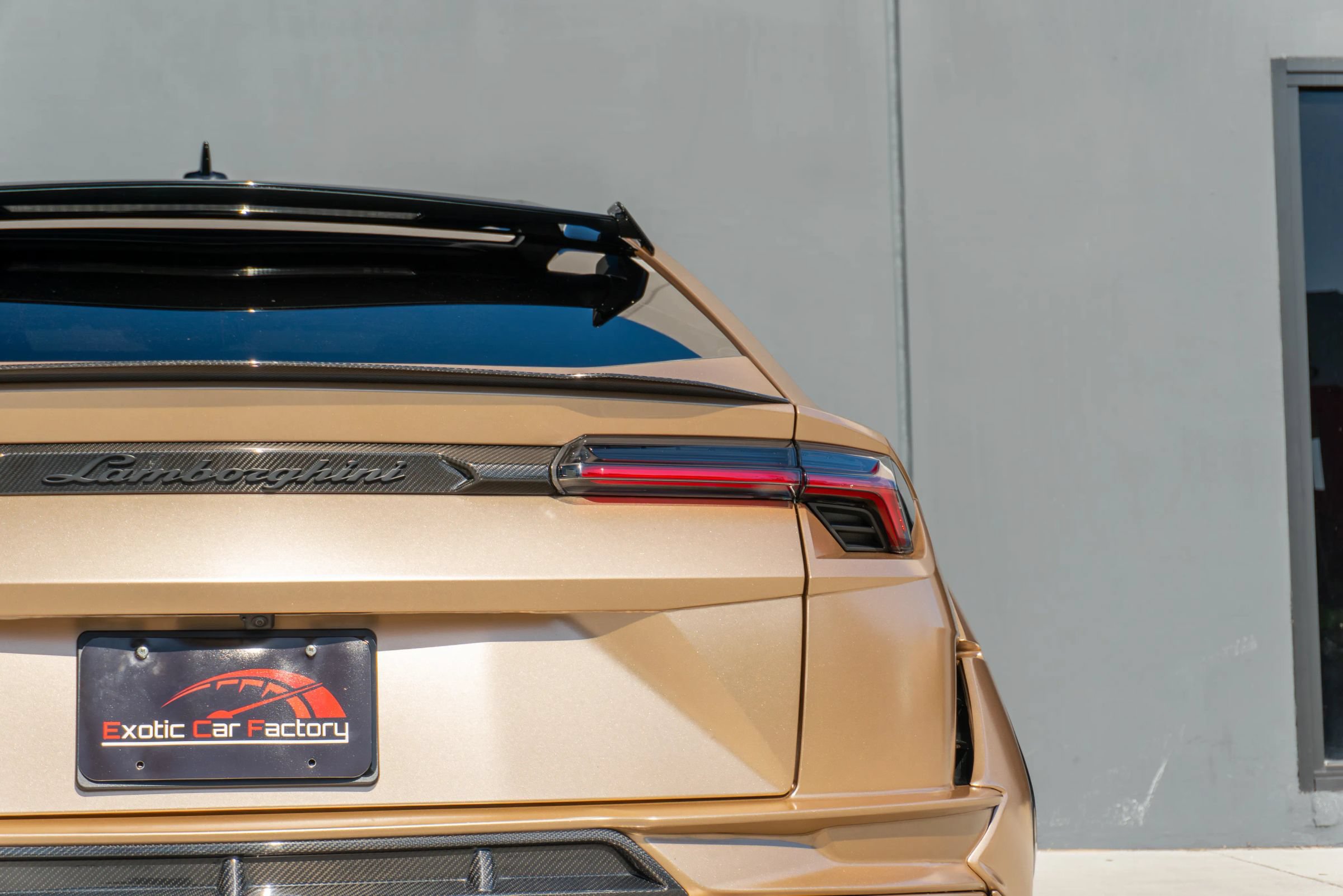 Used 2023 Lamborghini Urus Performante AWD/4WD image 43