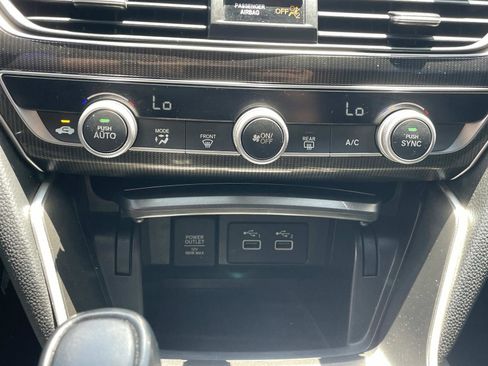 Used 2021 Honda Accord Sport image 28