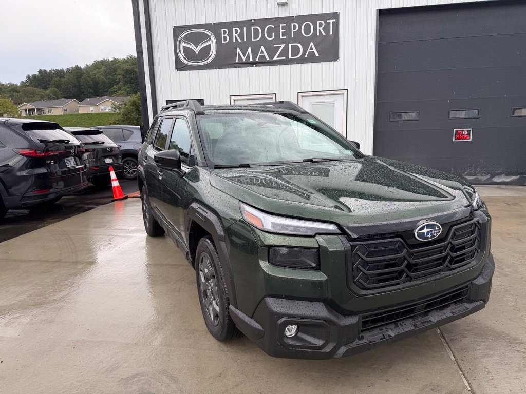Used 2026 Subaru Outback Premium AWD/4WD image 1