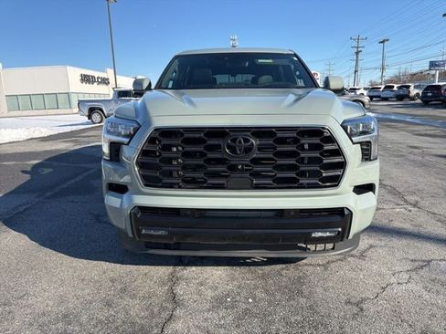 Used 2024 Toyota Sequoia Platinum image 3