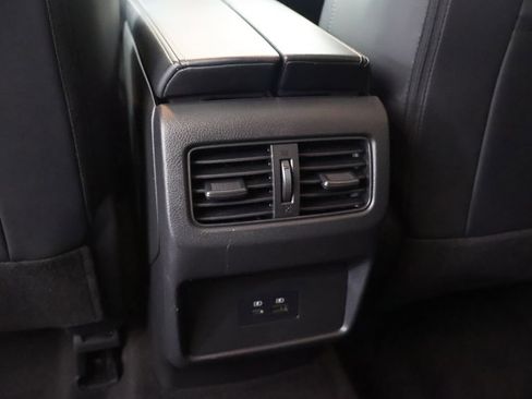 Used 2023 Nissan Rogue Platinum image 34