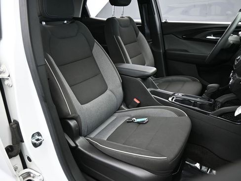 Certified 2023 Chevrolet TrailBlazer LT image 44