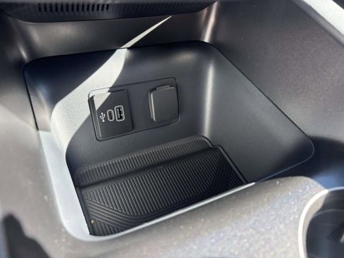 New 2026 Ford Explorer ST-Line w/ ST-Line Street Pack image 23