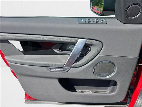 New 2025 Land Rover Discovery Sport S image 27