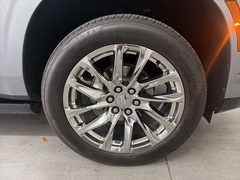 Used 2025 Cadillac Escalade Premium Luxury Platinum w/ LPO, Radiant Package RWD image 11