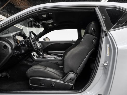 Used 2022 Dodge Challenger GT w/ Blacktop Package RWD image 5