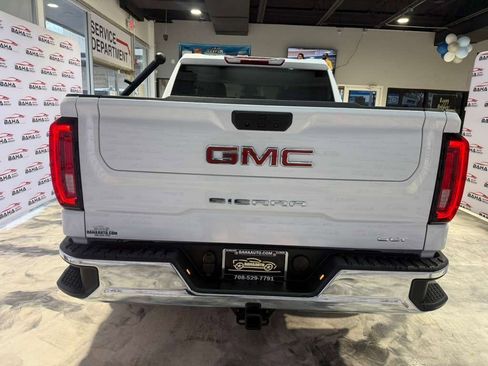 Used 2025 GMC Sierra 1500 SLT image 12