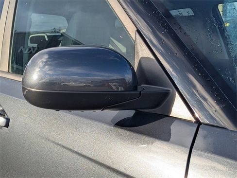 Used 2021 Kia Soul LX image 10