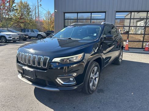 Used 2019 Jeep Cherokee Limited image 5