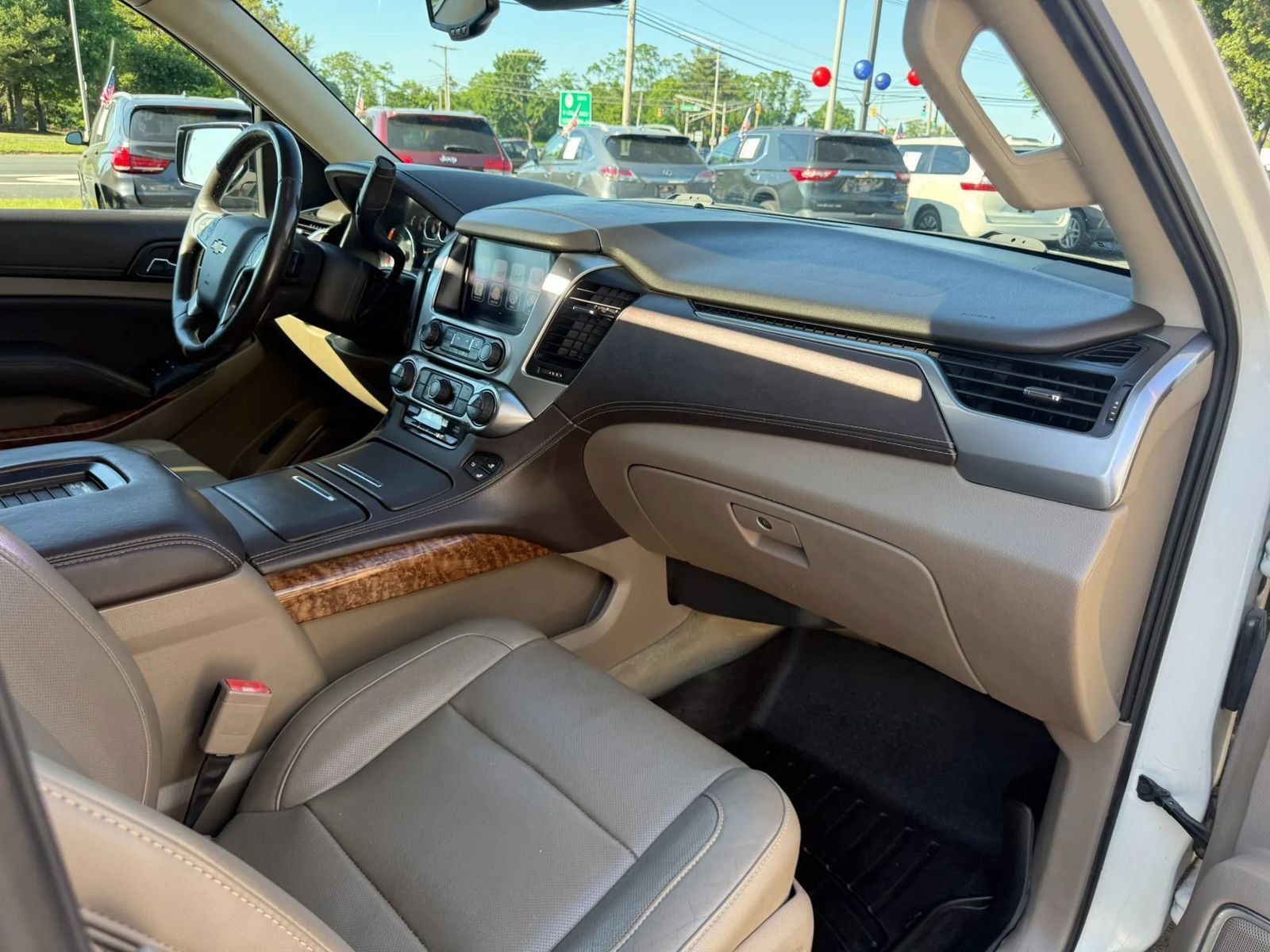 Used 2015 Chevrolet Suburban LTZ AWD/4WD image 55