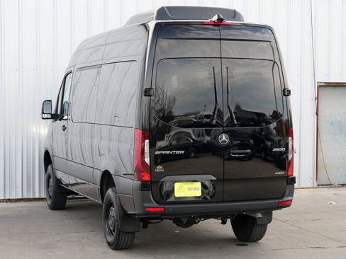 Used 2024 Mercedes-Benz Sprinter 2500 image 48