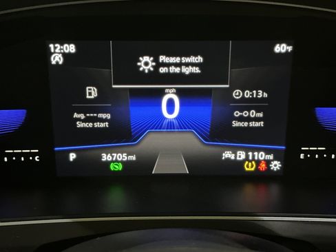 Used 2022 Volkswagen Tiguan SE image 29