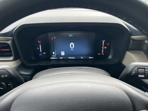 Used 2025 Ford Maverick Lariat w/ 4K Tow Package image 21