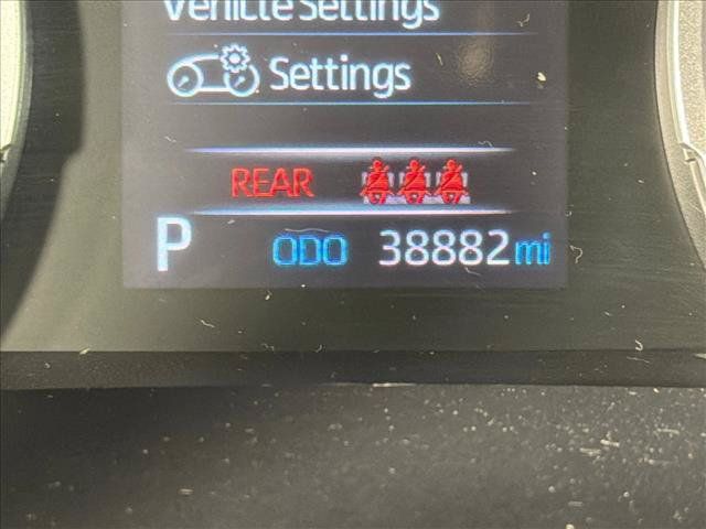 Used 2022 Toyota RAV4 LE FWD image 27