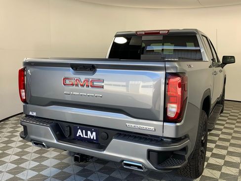 New 2026 GMC Sierra 1500 Elevation image 8