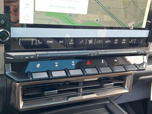 New 2025 GMC Hummer EV 3X w/ Extreme Off-Road Package image 15