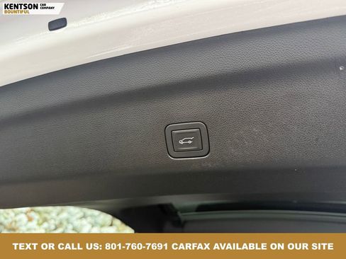 Used 2025 GMC Yukon Denali image 37