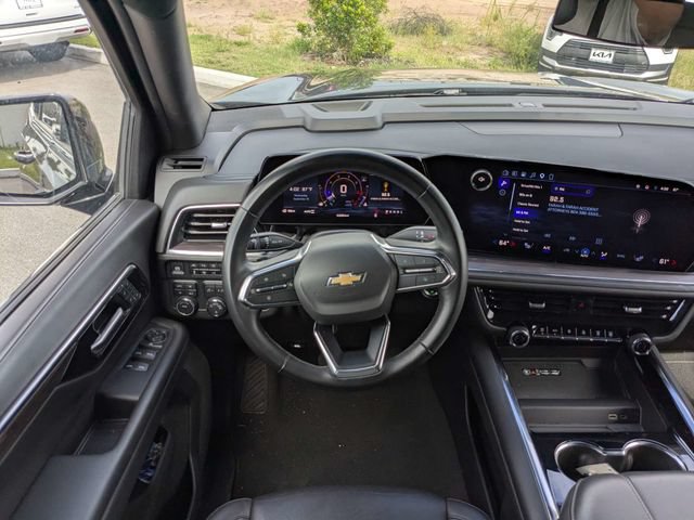 Used 2025 Chevrolet Tahoe LT AWD/4WD image 16
