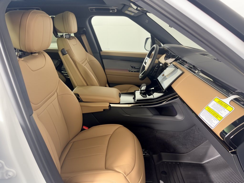 New 2027 Land Rover Range Rover Sport SE AWD/4WD image 30