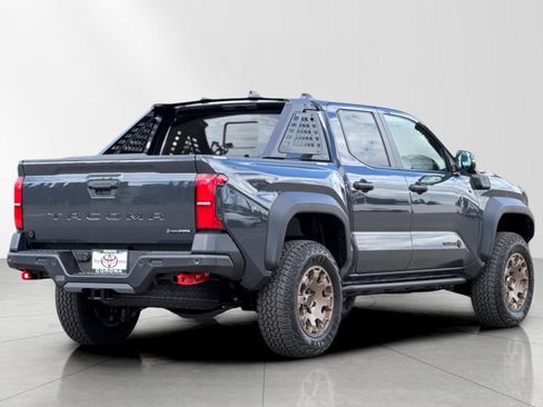 New 2025 Toyota Tacoma Trailhunter image 3