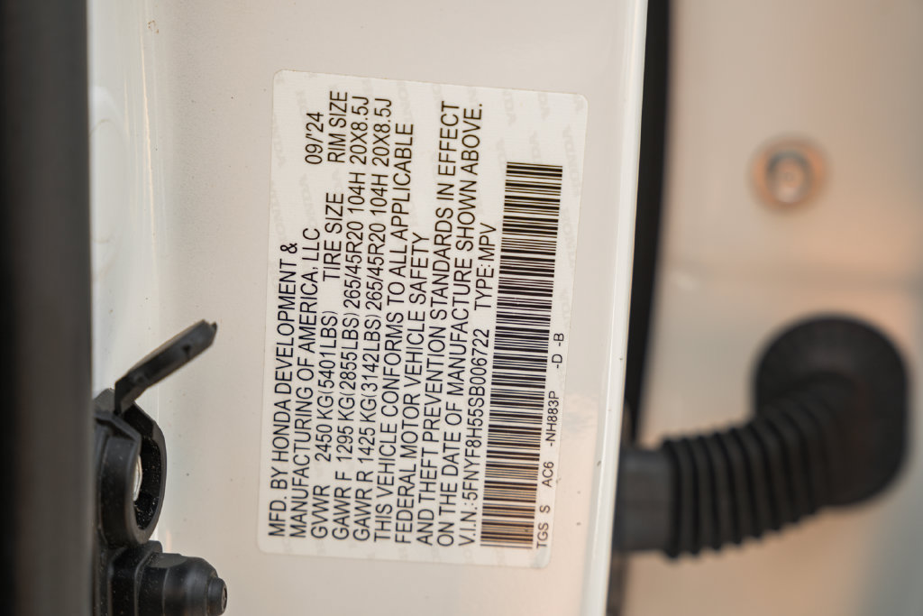 Certified 2025 Honda Passport EX-L image 43