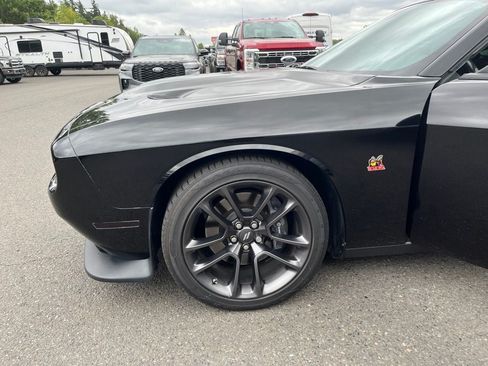 Used 2021 Dodge Challenger R/T Scat Pack RWD image 16