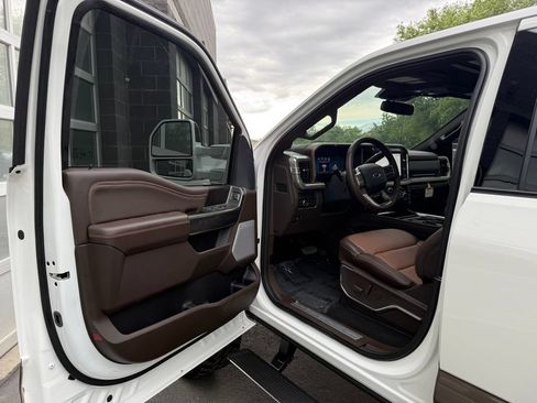 Used 2026 Ford F350 King Ranch w/ Chrome Package AWD/4WD image 21