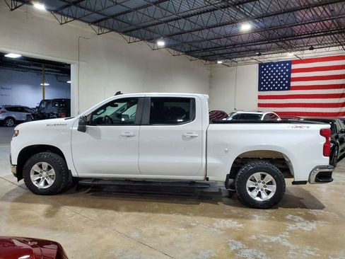 Used 2021 Chevrolet Silverado 1500 LT w/ Safety Package AWD/4WD image 13