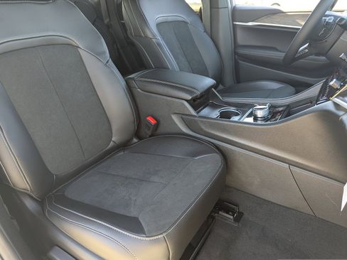 New 2026 Jeep Grand Cherokee Altitude AWD/4WD image 7
