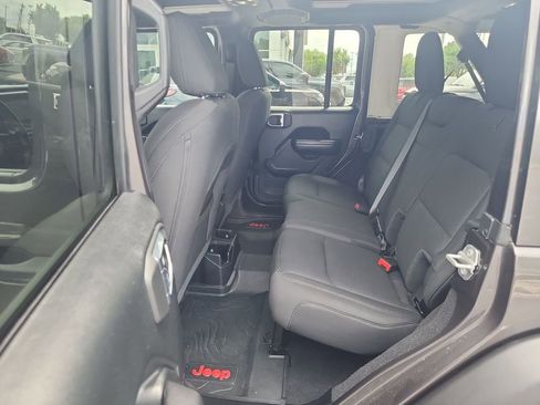Used 2021 Jeep Wrangler Unlimited Sport w/ Sun And Sound Package AWD/4WD image 26