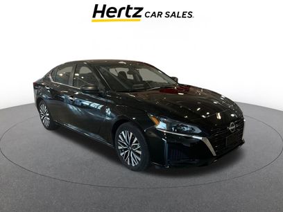 Used 2025 Nissan Altima 2.5 SV