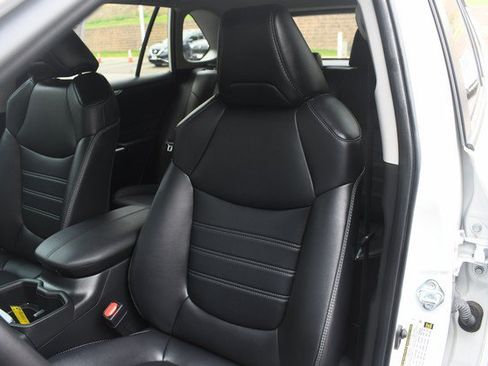 Used 2023 Toyota RAV4 XLE Premium AWD/4WD image 17