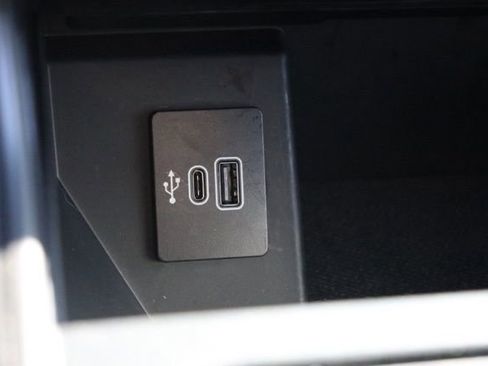 Used 2025 Ford F150 Lariat w/ Bed Utility Package image 27