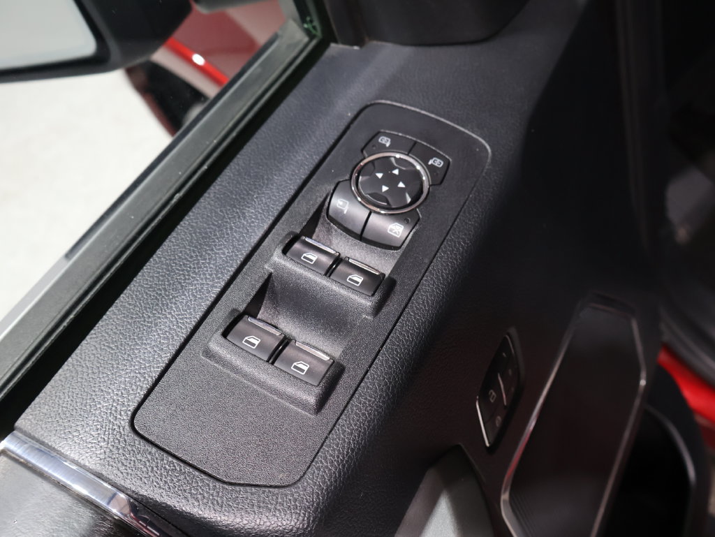 Used 2019 Ford F150 Platinum AWD/4WD image 17