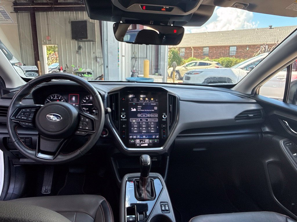 Used 2024 Subaru Crosstrek 2.5i Limited w/ Crosstrek Mirror Package AWD/4WD image 24