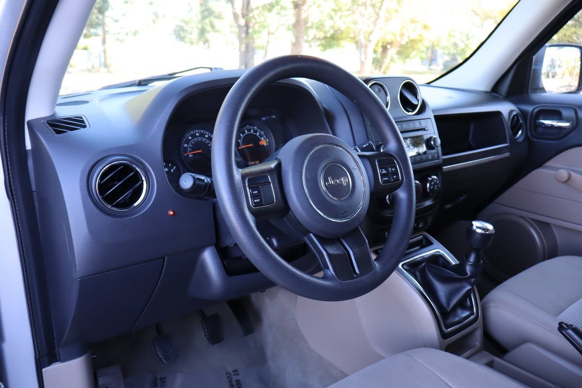 Used 2014 Jeep Patriot Sport FWD image 15