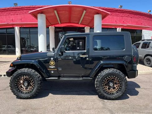 Used 2008 Jeep Wrangler Sahara w/ PWR Convenience Group AWD/4WD image 2