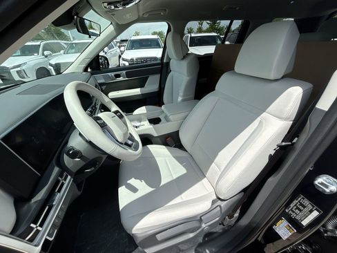 Used 2026 Hyundai Santa Fe SE image 13