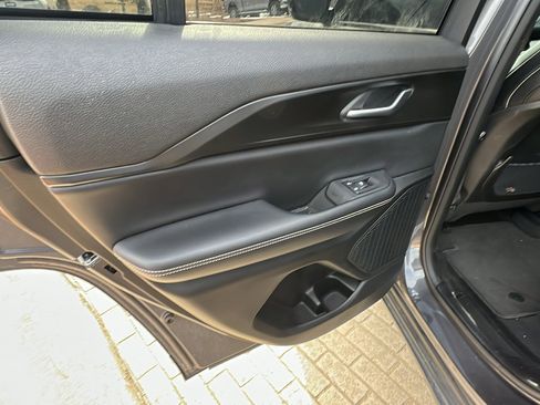 Used 2023 Jeep Grand Cherokee Altitude image 22