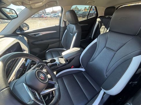 Used 2024 Buick Envision Sport Touring image 37