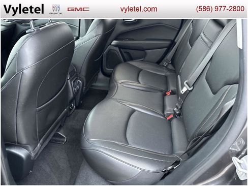 Used 2020 Jeep Compass Limited w/ Rear Convenience Group image 12